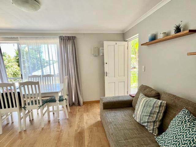 2 Bedroom Property for Sale in Wynberg Upper Western Cape